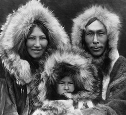 Portrait of Iñupiat Family from 1929