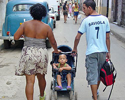 Couple in Cuba