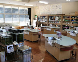 An empty classroom with lab benches