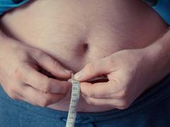 Measuring an overweight belly